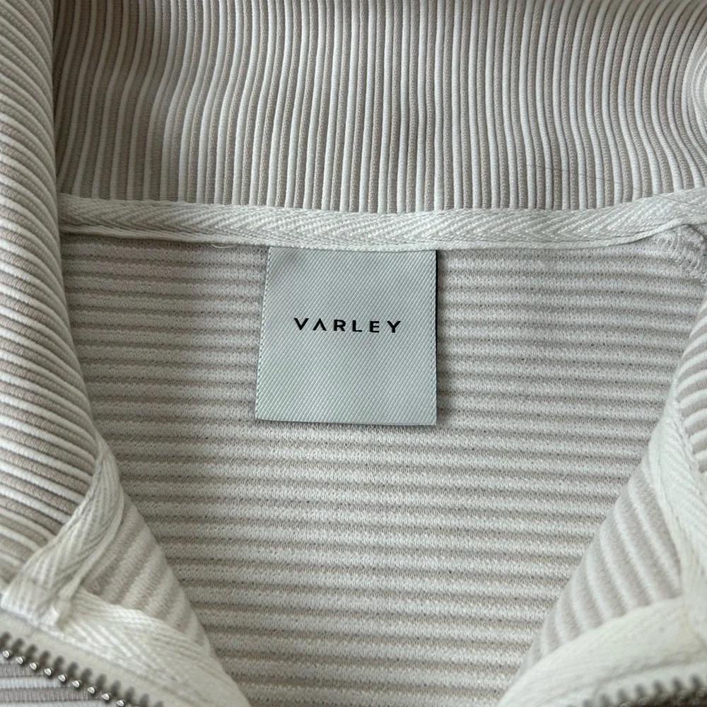 Varley Milano half-zip - Picture 7 of 10
